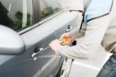 Car lockout service in Layton